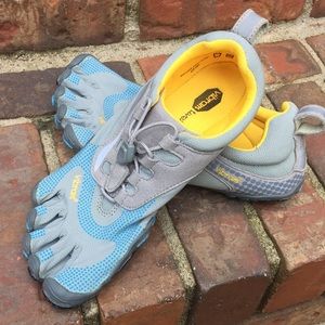 Vibram five fingers grey and blue shoes 38 7.5